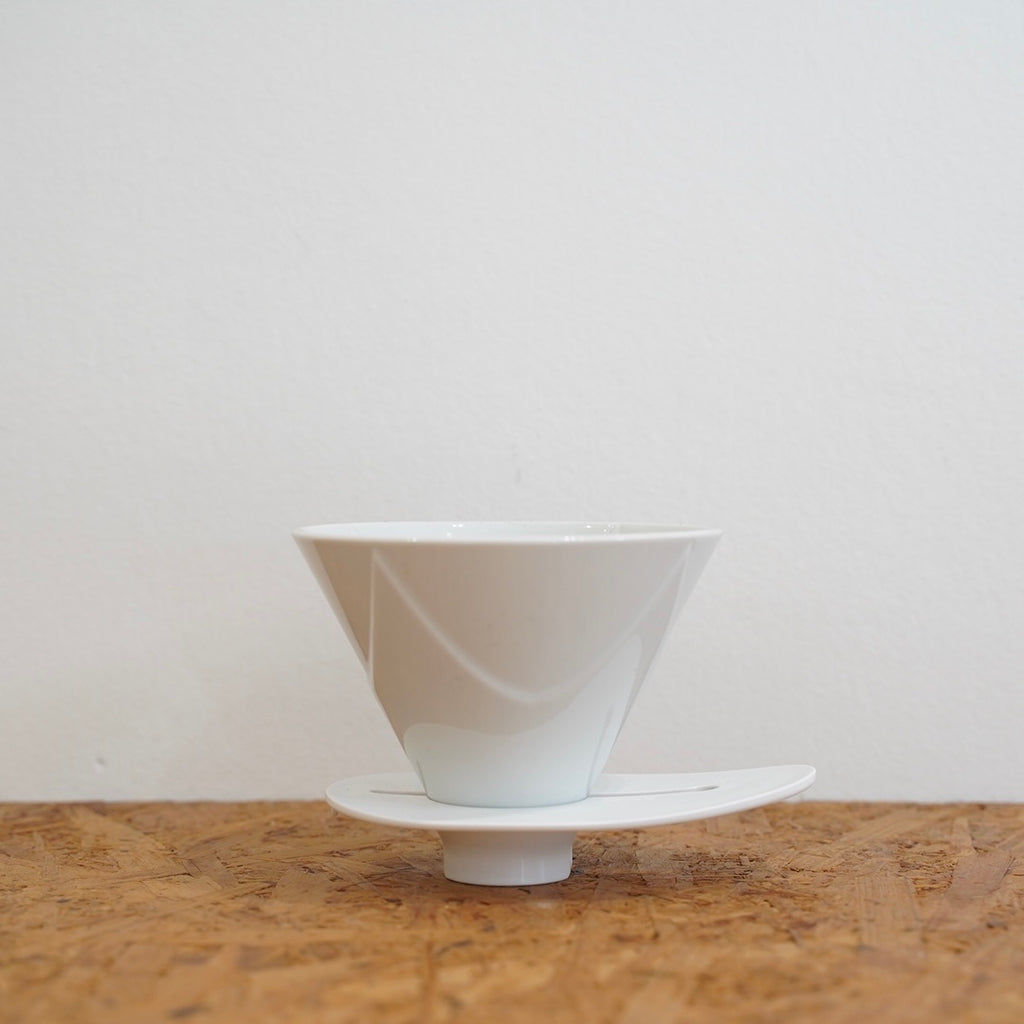 HARIO V60 MUGEN CERAMIC DRIPPER 02